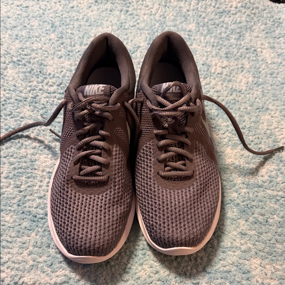 Nike Women’s  Gray Running Shoes